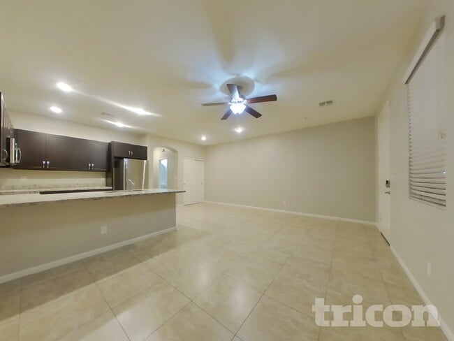 12575 W Gentle Rain Rd in Peoria, AZ - Building Photo - Building Photo