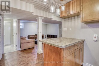 4 Yeomans Rd in Toronto, ON - Building Photo - Building Photo