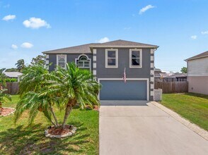 3861 SW Chaffin St in Port St. Lucie, FL - Building Photo - Building Photo
