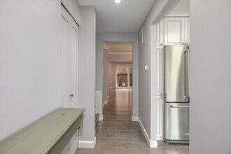 935 S Taylor St in Arlington, VA - Foto de edificio - Building Photo