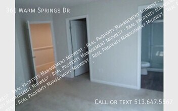 361 Warm Springs Dr in Fairborn, OH - Building Photo - Building Photo