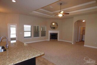 4137 Tamworth Ct in Pace, FL - Foto de edificio - Building Photo