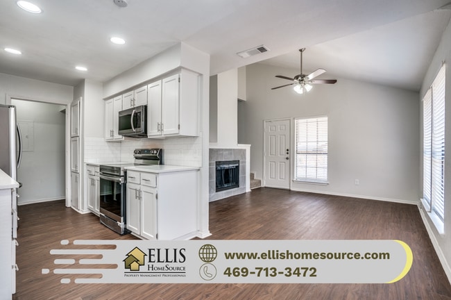 property at 115 Peachtree Ct