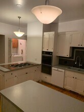 462 Holly Ave in St. Paul, MN - Building Photo - Building Photo