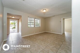 122 Allen Rd in West Park, FL - Building Photo - Building Photo