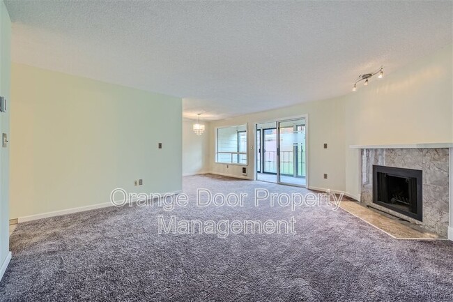 property at 7307 N Skyview PlaceAPT G202