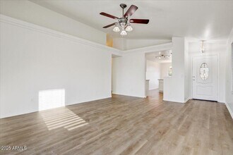 13009 W Port Royale Ln in El Mirage, AZ - Building Photo - Building Photo