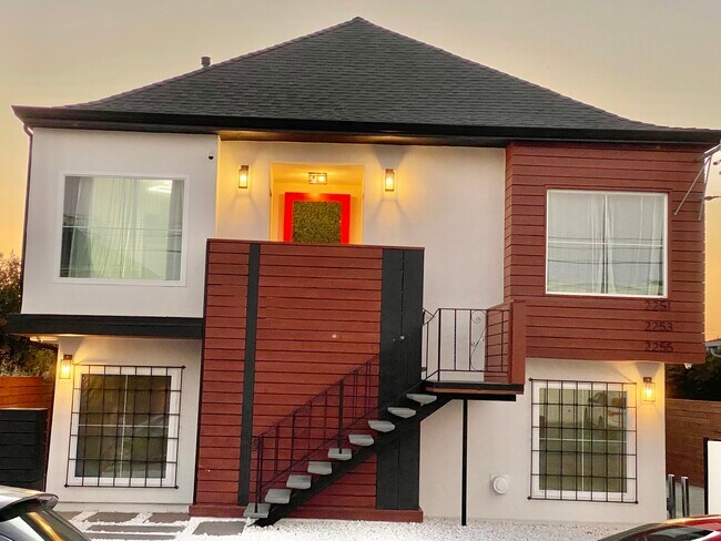 2255 38th Ave in Oakland, CA - Building Photo - Building Photo