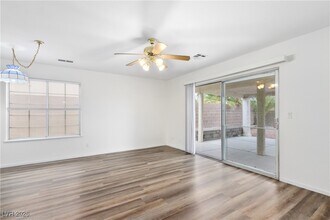 2718 Briarcliff Ave in Henderson, NV - Building Photo - Building Photo