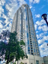 270 17th St NW in Atlanta, GA - Foto de edificio - Building Photo