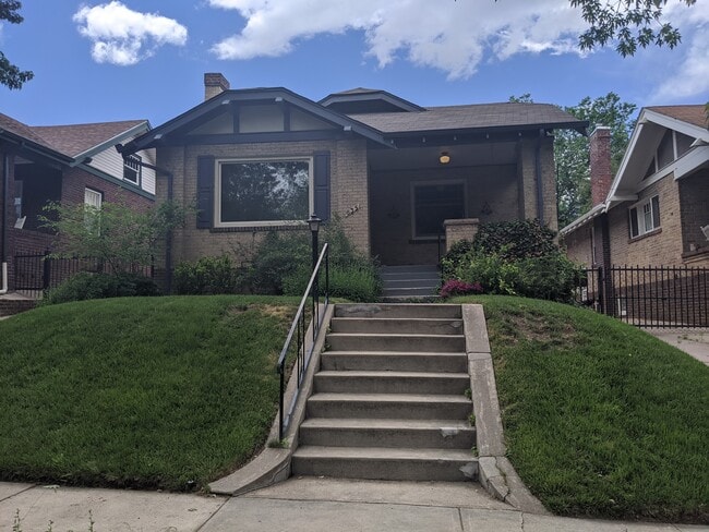 property at 635 Garfield St
