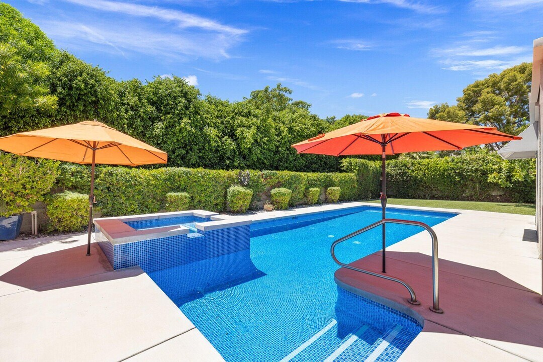 74085 Mockingbird Trail in Indian Wells, CA - Building Photo