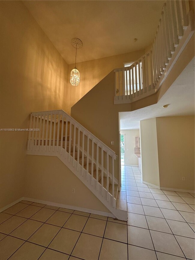 10869 SW 88th Terrace in Miami, FL - Building Photo - Building Photo