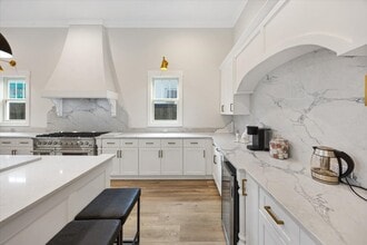 2522 Park Row Ave in Dallas, TX - Foto de edificio - Building Photo