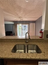 826 Edpas Rd in New Brunswick, NJ - Building Photo - Building Photo