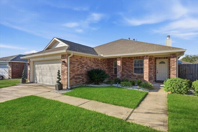 4515 Chetco Ln in Baytown, TX - Building Photo - Building Photo