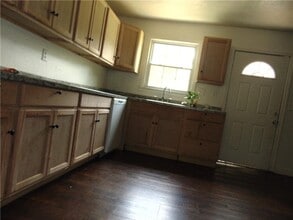 886 Rowland St in Clarkston, GA - Building Photo - Building Photo