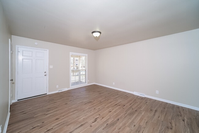 705 Hal St NW in Huntsville, AL - Building Photo - Building Photo