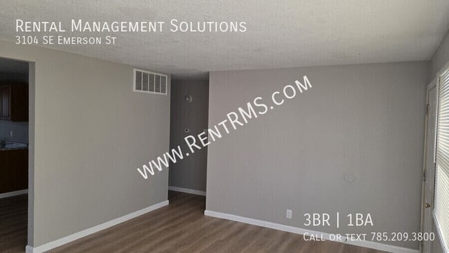 3104 SE Emerson St in Topeka, KS - Building Photo - Building Photo