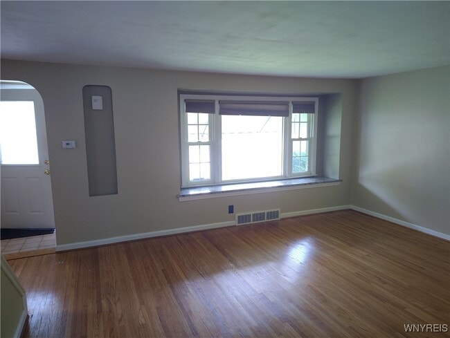property at 39 Manning Rd