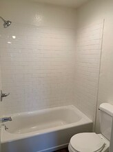 4126 N Eagle Rock Blvd, Unit 306 in Los Angeles, CA - Building Photo - Building Photo