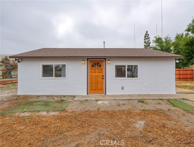 320 S 5th Ave in La Puente, CA - Building Photo - Building Photo