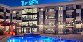 Lofts at City Center in Lenexa, KS - Building Photo