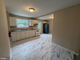 1133 Louis Dr in Millville, NJ - Building Photo