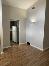 1616 Maxen Dr, Unit 1 in Akron, OH - Building Photo - Building Photo