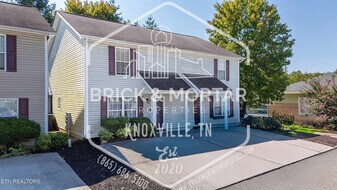 908 Micro Way in Knoxville, TN - Building Photo