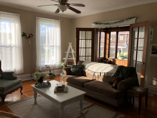 622 W Pittsburgh St, Unit 1 in Greensburg, PA - Building Photo - Building Photo