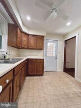 1318 Abingdon Rd in Abingdon, MD - Foto de edificio - Building Photo