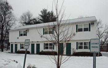 Thomas Gardens Apartments in Glens Falls, NY - Building Photo - Building Photo