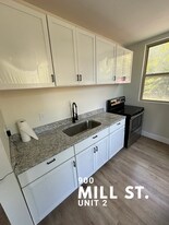 900 Mill St in Hamilton, OH - Building Photo