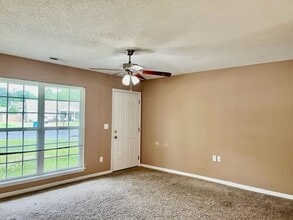 84 Willowrun Dr in Rome, GA - Building Photo - Building Photo