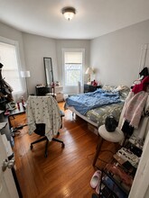 4 Dalrymple St, Unit 1 in Boston, MA - Foto de edificio - Building Photo