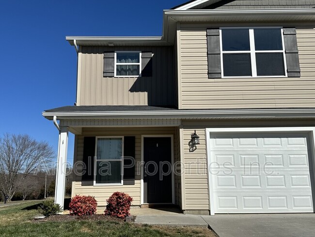 property at 2927 Watauga Rd