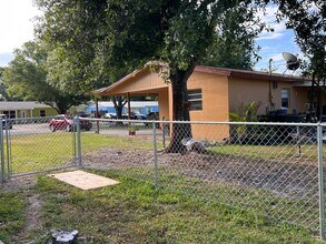 2617 S 28th St in Fort Pierce, FL - Building Photo - Building Photo