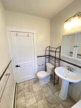 122 Winsor Ave, Unit 2 in Watertown, MA - Building Photo - Building Photo