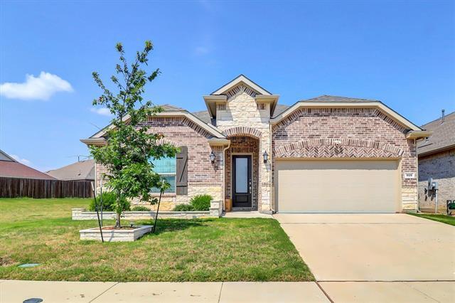 1828 Roadrunner Dr in Oak Point, TX - Building Photo