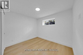 502 Atlas Ave in Toronto, ON - Building Photo - Building Photo