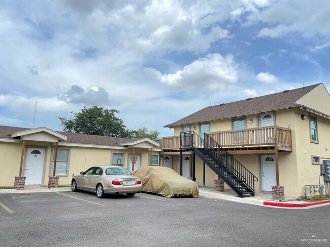 416 E 5th St-Unit -C6 in Weslaco, TX - Building Photo - Building Photo