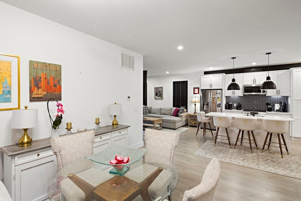 68 Armandine St in Boston, MA - Building Photo