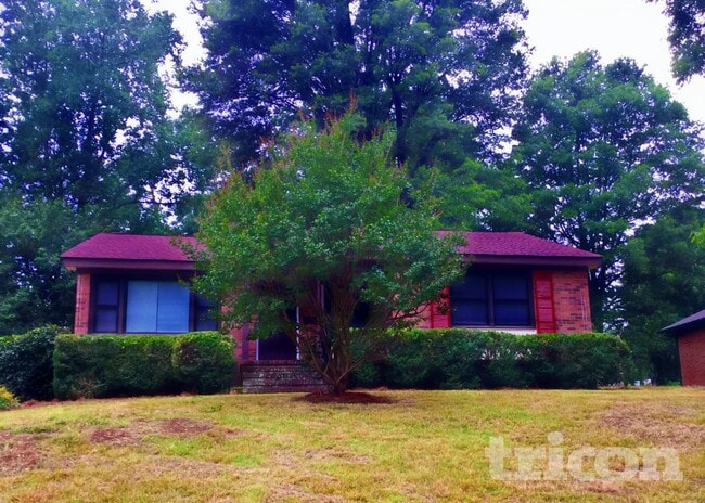 property at 1133 Penrose Ln