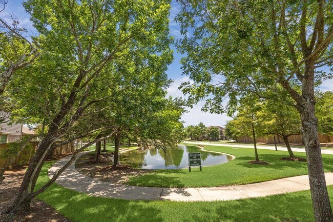 property at 6949 Hamilton Falls Ln