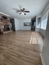 101 Trinity St in Brenham, TX - Building Photo - Building Photo