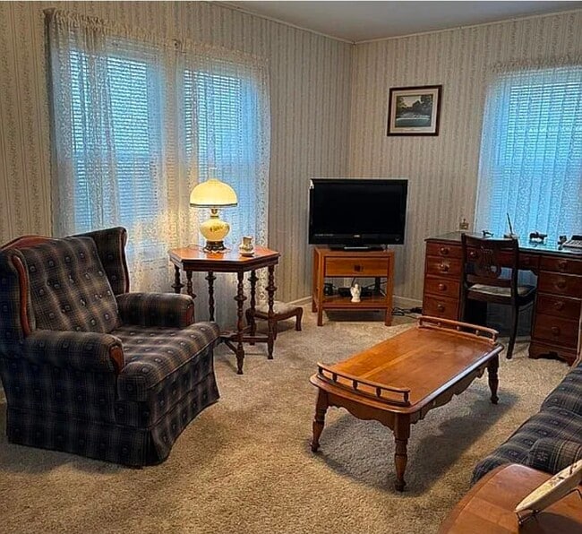 308 Wyoming Rd in Owingsville, KY - Foto de edificio - Building Photo