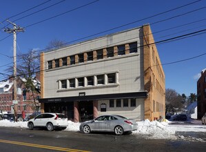 1050 Hancock St in Quincy, MA - Building Photo - Building Photo