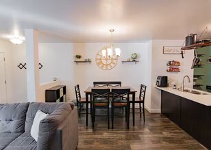 5106 Encore Ct in Herriman, UT - Foto de edificio - Building Photo