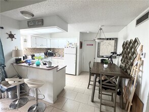 2086 Rookery Bay Dr in Naples, FL - Building Photo - Building Photo